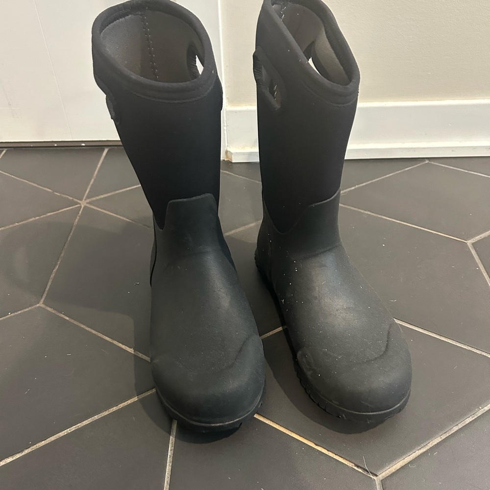 Bogs Black Youth Boots